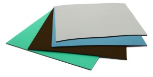 30" X4' GREEN 3-LAYER RUBBER COMFORT STAT W/GRD